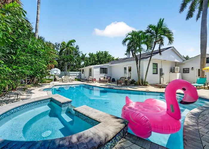 Caladesi Oasis Beautiful Coastal In North Clearwater Holiday home *