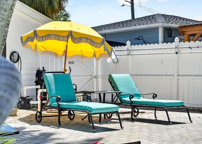 Caladesi Oasis Beautiful Coastal In North Clearwater * Clearwater Beach
